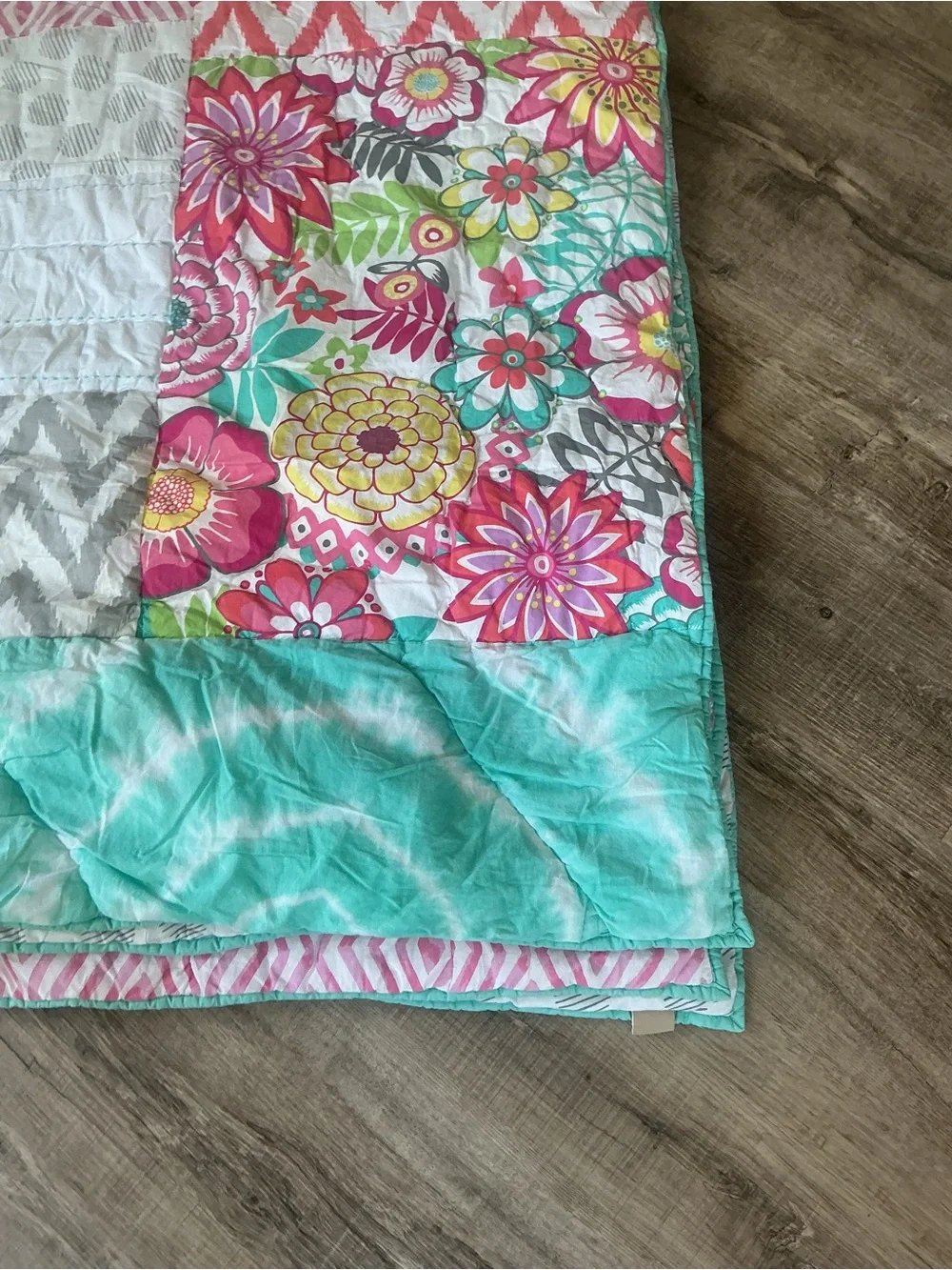 Pottery Barn Teen PBteen Sunset Beach Quilt Full Boho Patchwork Floral